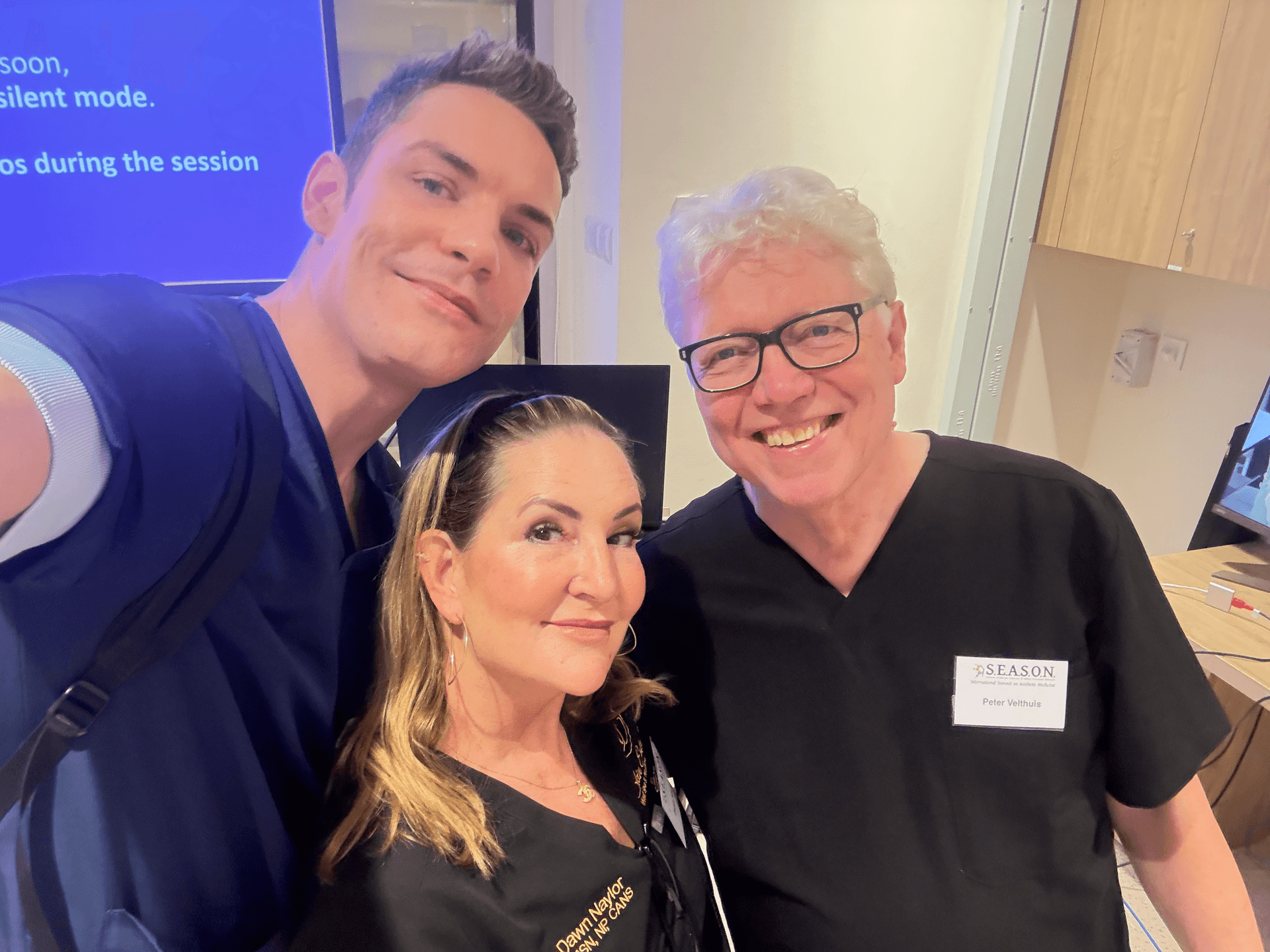 Dawn Naylor collaborating in facial ultrasound education